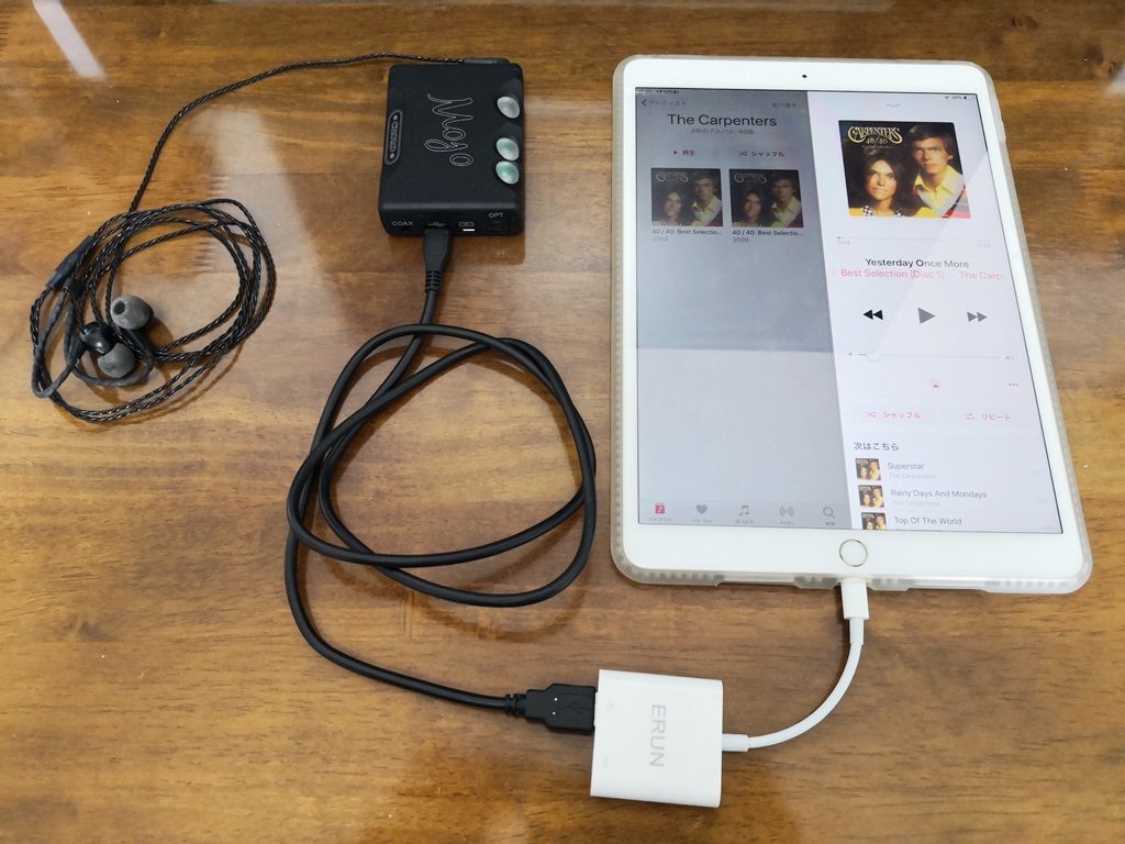 ipadとUSB-DACを接続した様子