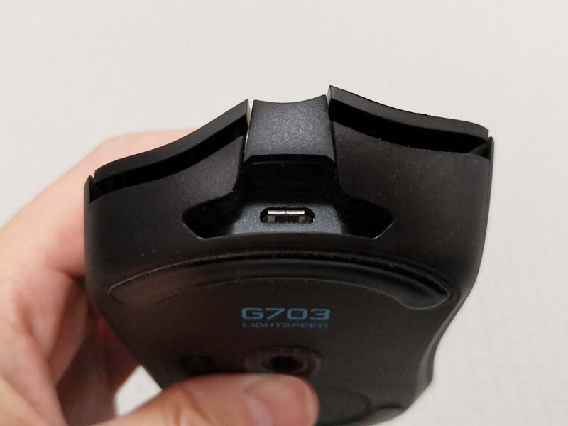 Logicool G703h マウスの接続部の形状